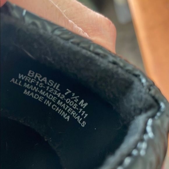 BareTraps Black Mules with Textured Comfort - Picture 5 of 5